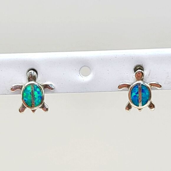 Sterling Silver Sea Turtles, opal inlay earrings, pierced - Picture 1 of 5